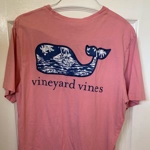 Vineyard Vines t-shirt